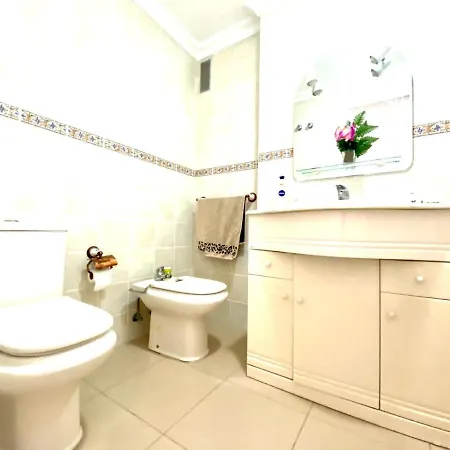 Two-bedroom With Ocean View In Puerto Santiago Appartamento