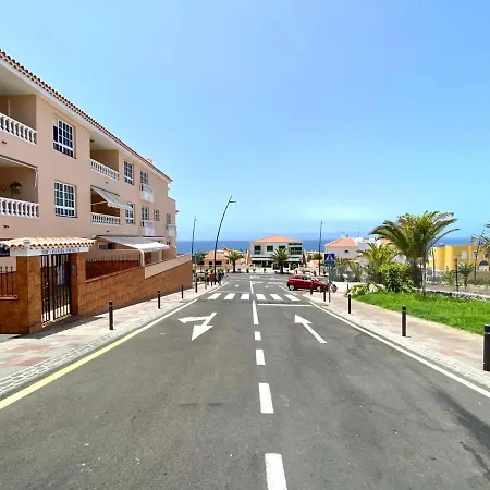 Apartmán Two-bedroom With Ocean View In Puerto Santiago